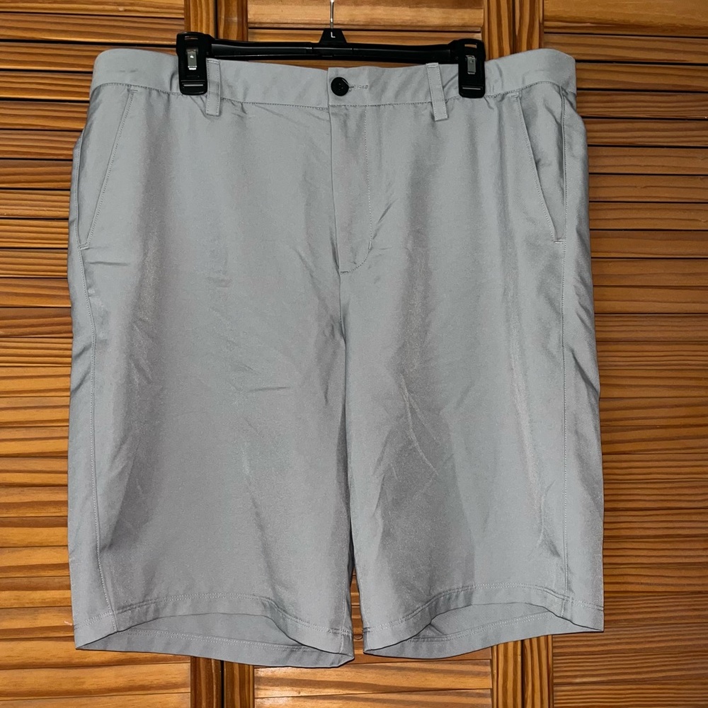 Fila Sport Golf Gray‎ Shorts Size 38